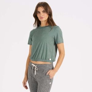 Vuori Balance Tee in Kelp